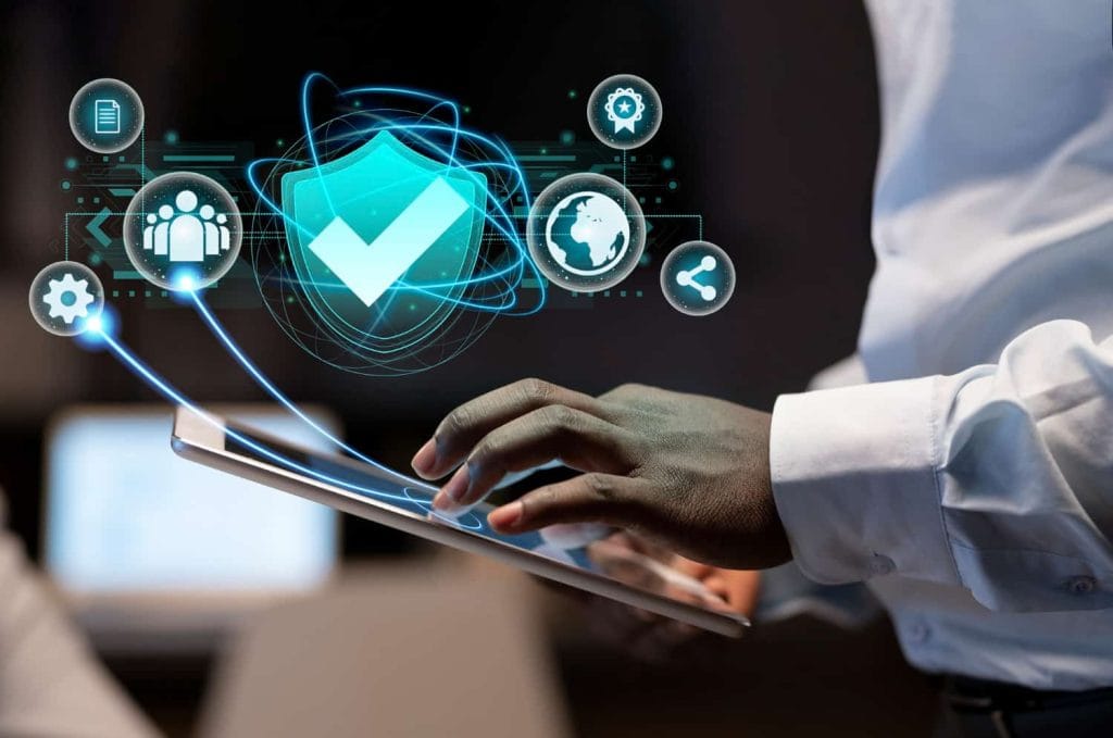 Bagaimana Data Risk Intelligence dapat Melindungi Perusahaan dari Berbagai Ancaman?